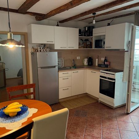 Cozy Holiday Apartment Izola Eksteriør billede